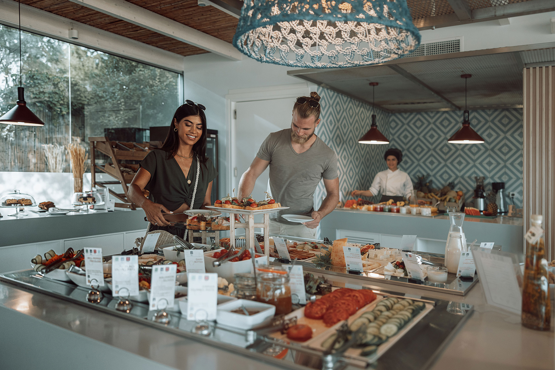 Paralos Lifestyle Beach Armonia Eatery 022
