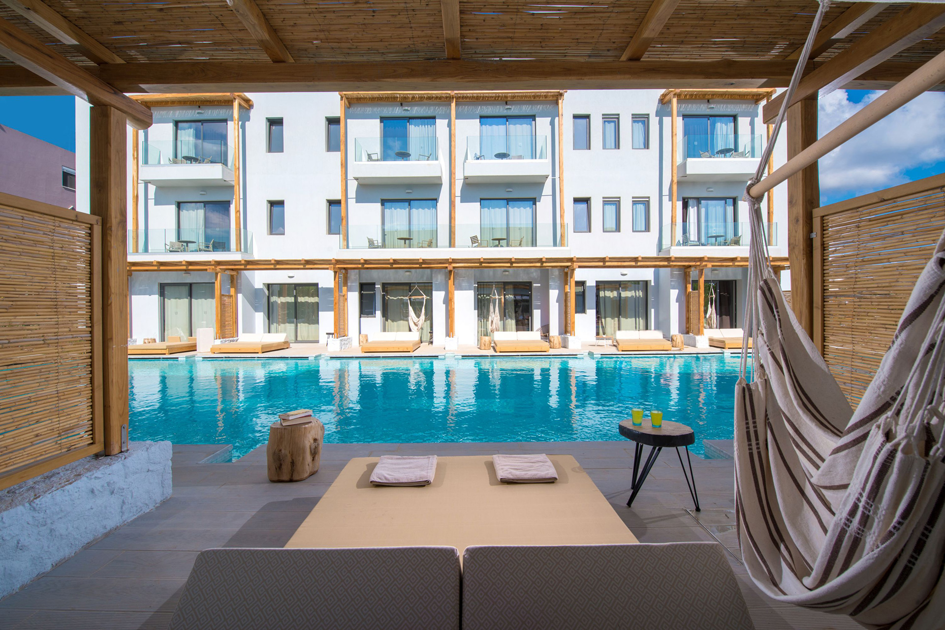 Swim Up 1 Lifestyle Beach Resort
